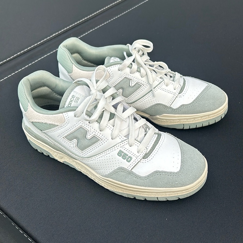 NEW BALANCE 550